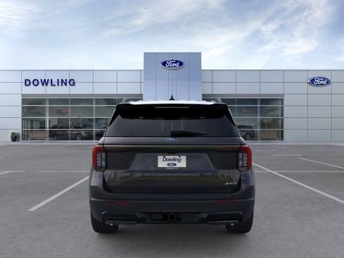 New 2026 Ford Explorer ST-Line w/ ST-Line Street Pack image 5