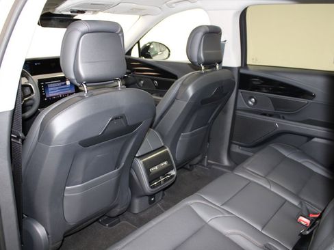 New 2026 Lincoln Nautilus Premier w/ Equipment Group 102A image 26