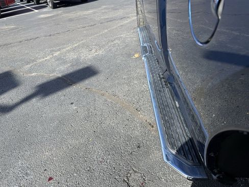 Used 2023 RAM 2500 Big Horn w/ Level 1 Equipment Group image 8