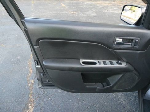 Used 2012 Ford Fusion SEL image 15