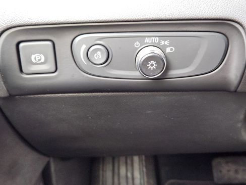 Used 2021 Buick Enclave Avenir w/ Avenir Technology Package image 23