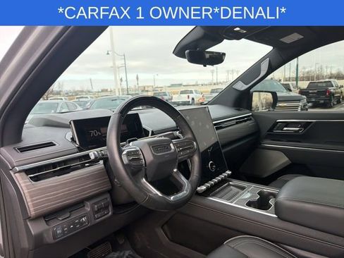 Used 2024 GMC Sierra EV Denali image 18