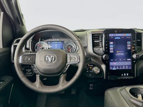 Used 2025 RAM 1500 Laramie image 17