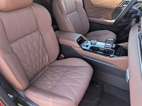 New 2025 Mitsubishi Outlander SEL image 6