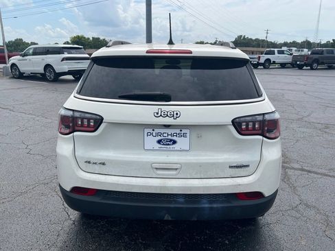 Used 2020 Jeep Compass Latitude w/ Cold Weather Group AWD/4WD image 4