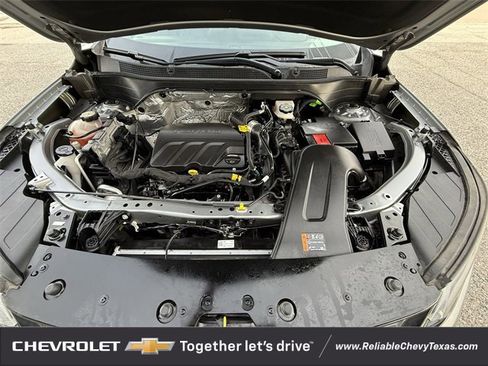 Certified 2025 Chevrolet Trax ACTIV image 35