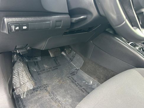 Used 2022 Toyota Corolla SE image 31