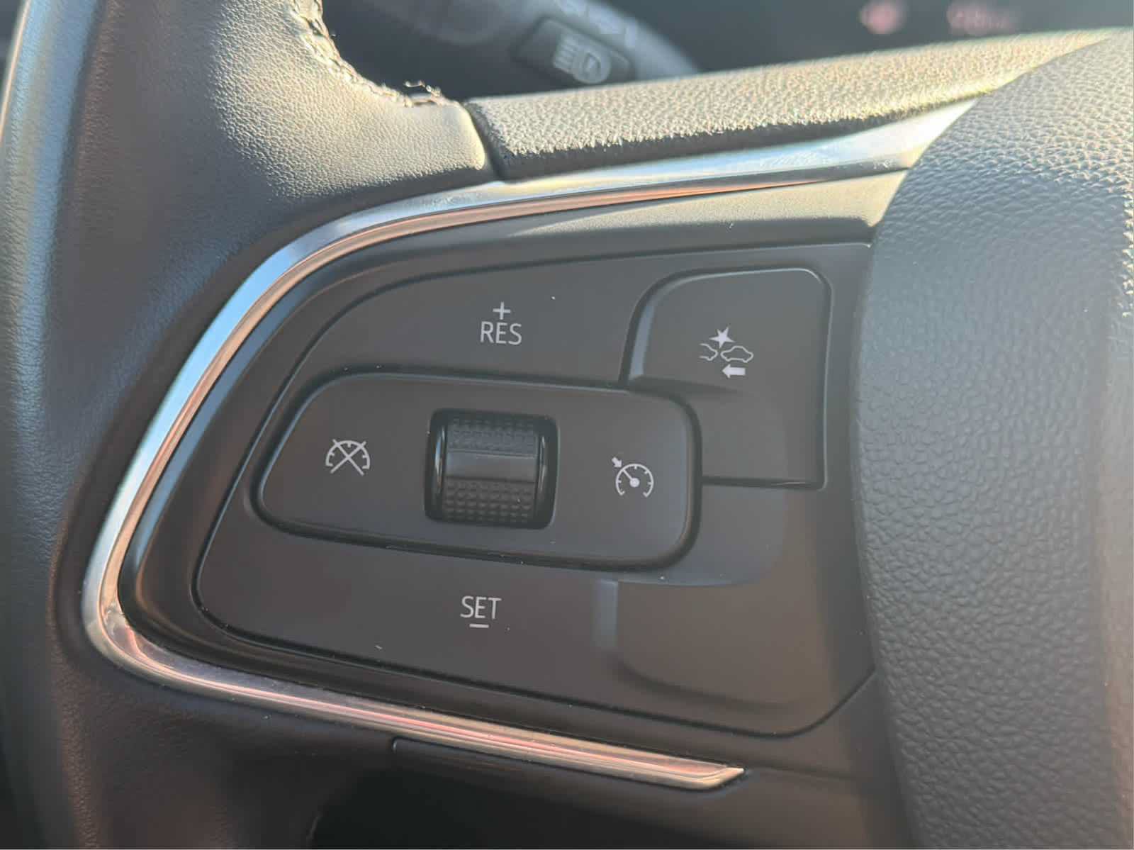 Used 2024 Buick Envista Sport Touring FWD image 18