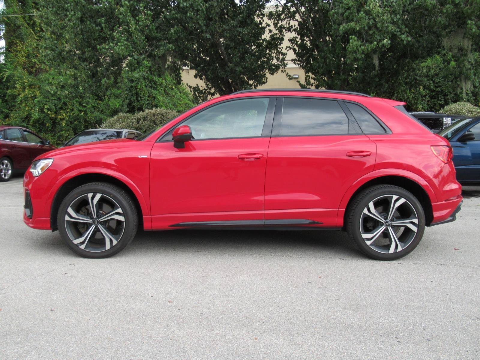 Used 2023 Audi Q3 2.0T Premium Plus w/ Premium Plus Package AWD/4WD image 4