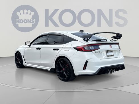 Used 2023 Honda Civic Type R image 4