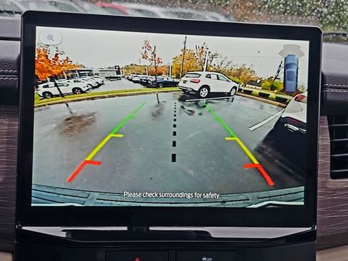 Used 2022 Ford Expedition Limited image 41