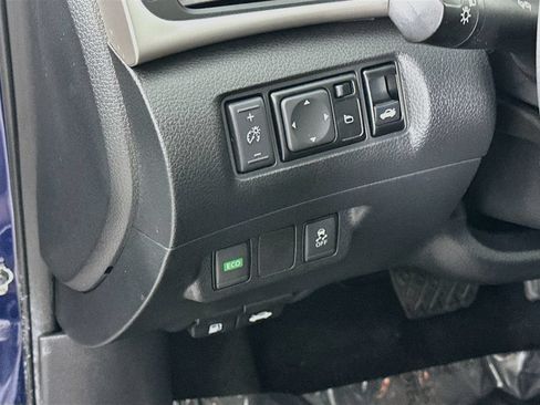 Used 2019 Nissan Sentra SV FWD image 15