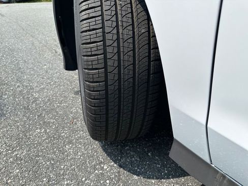 New 2025 Hyundai Ioniq 6 SEL image 35