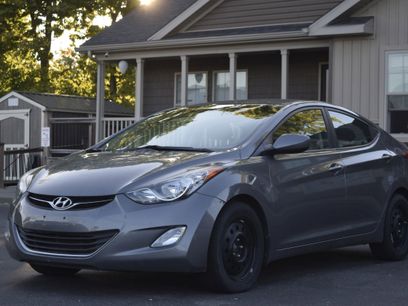 Used 2013 Hyundai Elantra GLS w/ Preferred Pkg