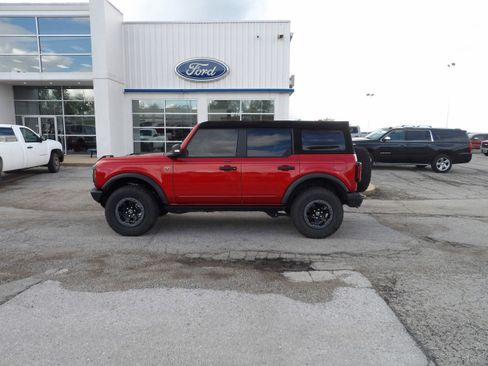 Used 2022 Ford Bronco Badlands image 1