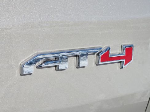 New 2026 GMC Acadia AT4 w/ Luxury Package image 13