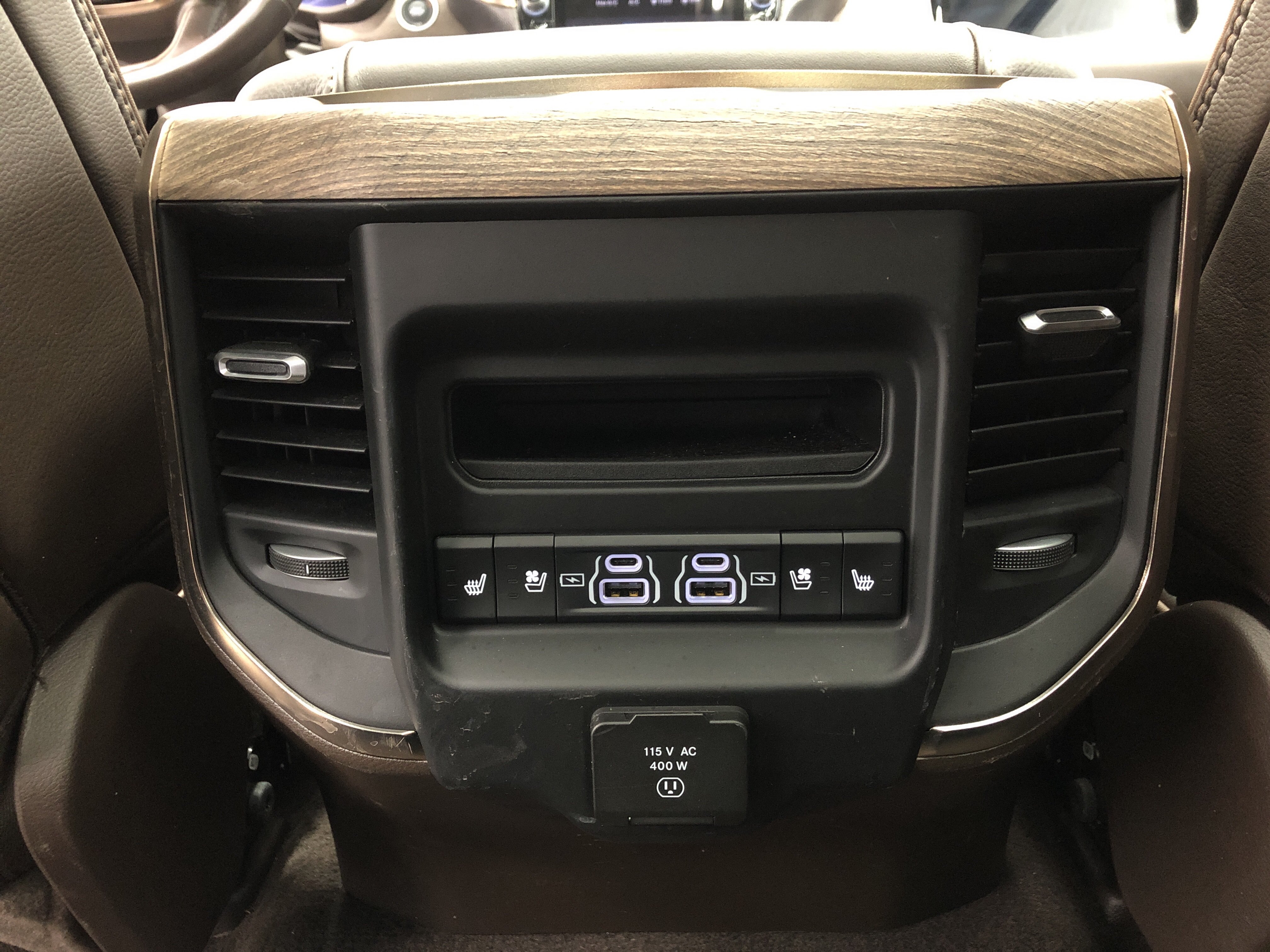 Certified 2025 RAM 1500 Limited AWD/4WD image 17