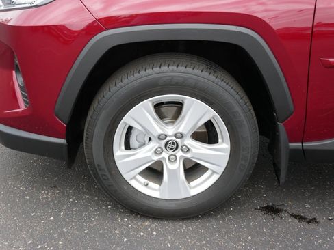 Certified 2019 Toyota RAV4 XLE w/ Convenience Package AWD/4WD image 8