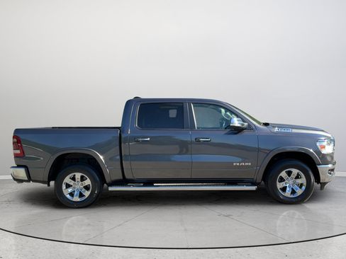 Used 2022 RAM 1500 Laramie AWD/4WD image 5