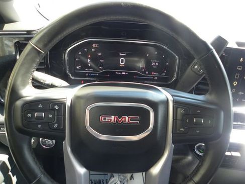 Used 2025 GMC Sierra 1500 SLT image 14