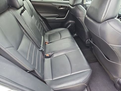 Used 2021 Toyota RAV4 XLE Premium FWD image 22