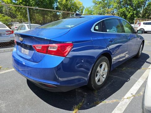 Used 2023 Chevrolet Malibu LS image 6