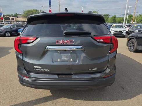 Used 2020 GMC Terrain SLE w/ Driver Convenience Package AWD/4WD image 7