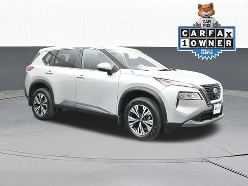 Used 2023 Nissan Rogue SV image 1