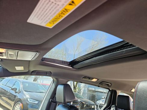 Used 2025 Honda Odyssey Sport-L image 23