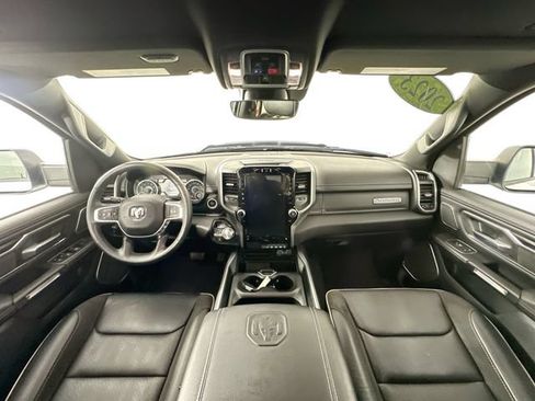 Used 2023 RAM 1500 Laramie AWD/4WD image 32