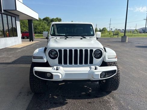 Used 2021 Jeep Gladiator Overland AWD/4WD image 8