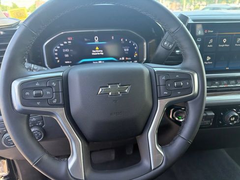 Used 2026 Chevrolet Silverado 1500 RST AWD/4WD image 18