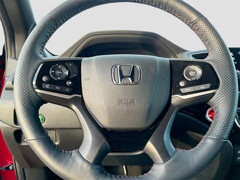 Used 2025 Honda Passport Black Edition image 11
