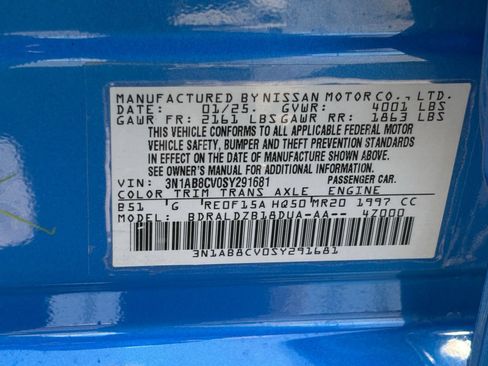 Used 2025 Nissan Sentra SV FWD image 27