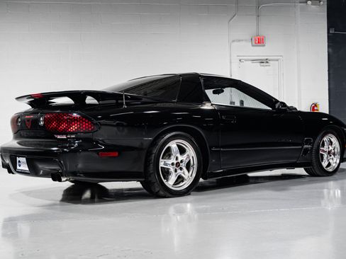 Used 2002 Pontiac Firebird Trans Am image 3