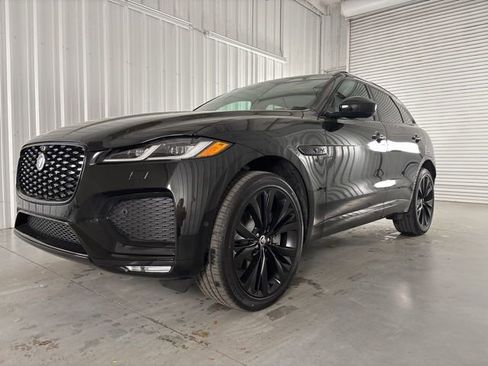 Used 2026 Jaguar F-PACE R-Dynamic S image 2