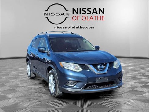 Used 2016 Nissan Rogue SV image 32