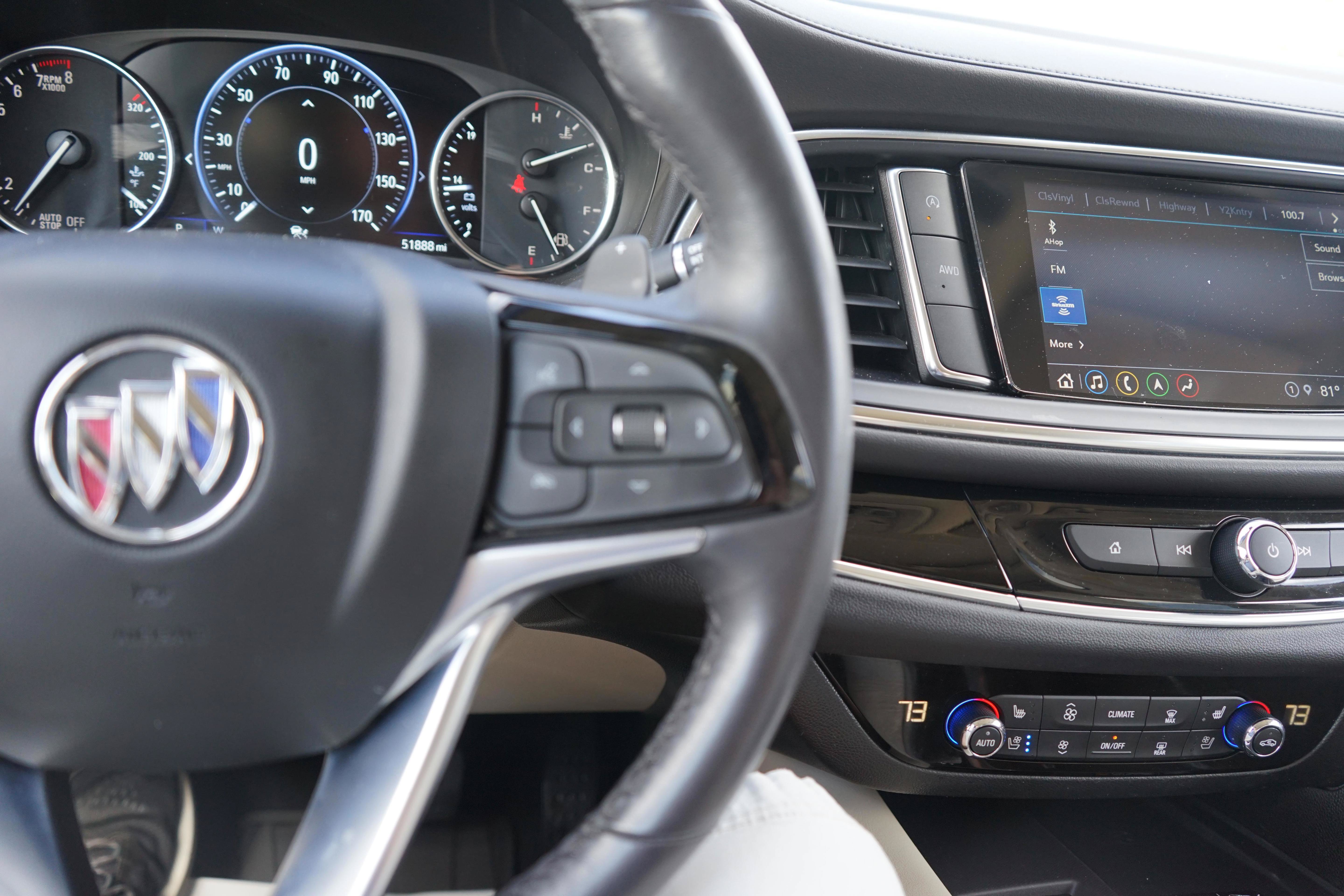 Used 2023 Buick Enclave Avenir AWD/4WD image 12