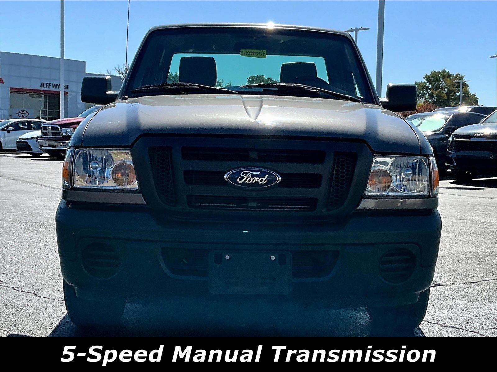 Used 2011 Ford Ranger XL RWD image 2