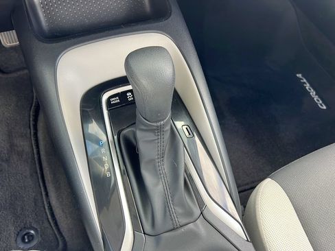Certified 2025 Toyota Corolla LE FWD image 25