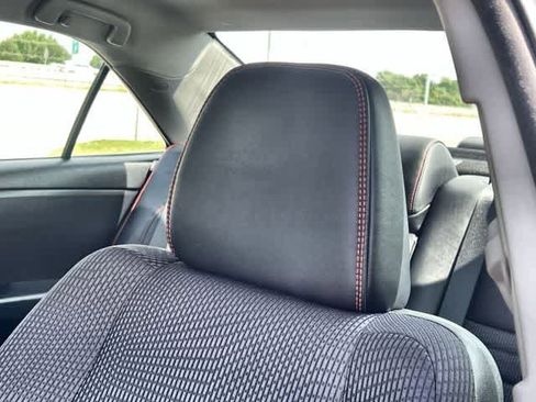 Used 2016 Toyota Camry SE FWD image 25