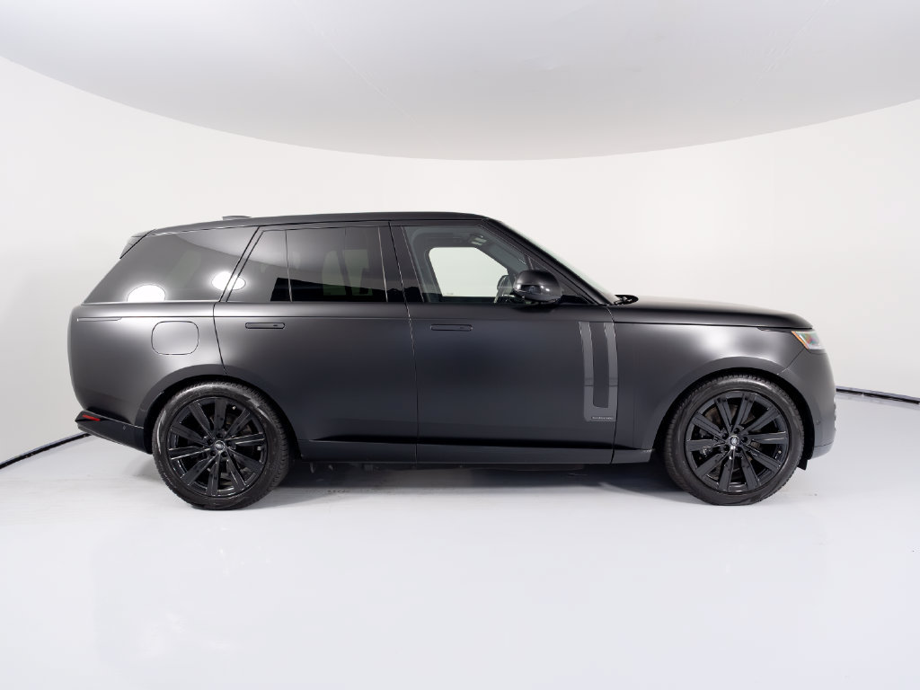Used 2024 Land Rover Range Rover Autobiography AWD/4WD image 11