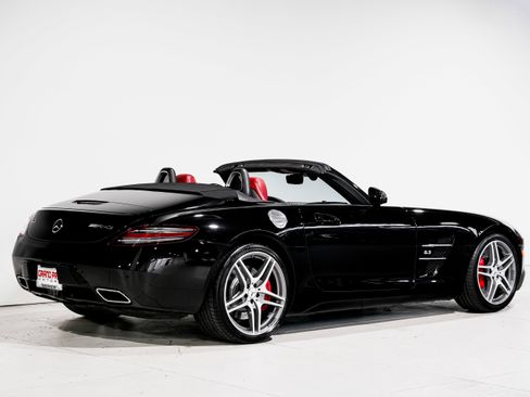 Used 2012 Mercedes-Benz SLS AMG Roadster image 3