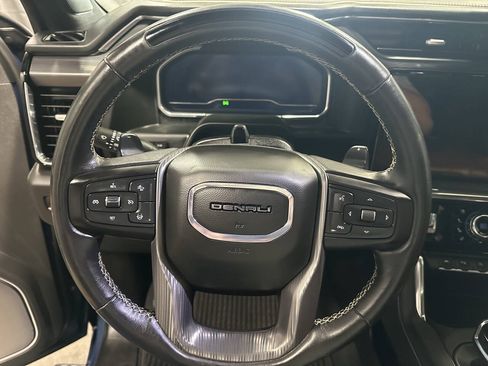 Used 2025 GMC Sierra 1500 Denali Ultimate AWD/4WD image 19