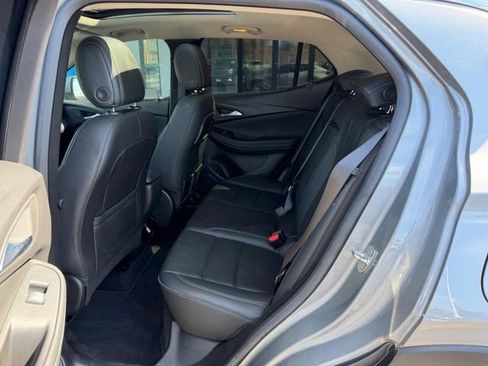 Used 2023 Buick Encore GX Essence w/ Experience Buick Package image 10