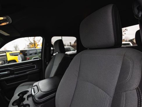 Used 2024 RAM 2500 Big Horn image 28