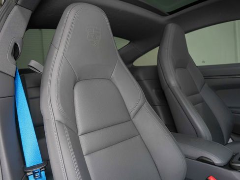 Used 2023 Porsche 911 Carrera w/ Sport Chrono Package image 26