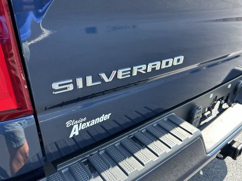 Used 2021 Chevrolet Silverado 1500 RST AWD/4WD image 11