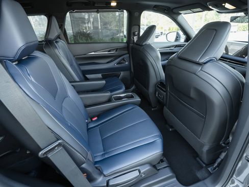 New 2026 INFINITI QX60 Sport w/ Dark Cargo Package image 27