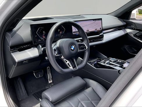 Used 2026 BMW 530i xDrive AWD/4WD image 12
